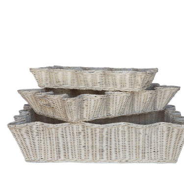 Ruffle Edge Rattan Tray