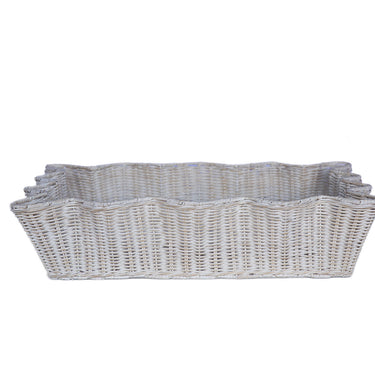 Ruffle Edge Rattan Tray