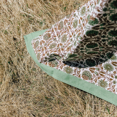 Jaipur Christmas Flower Tablecloth 170 x 280cm