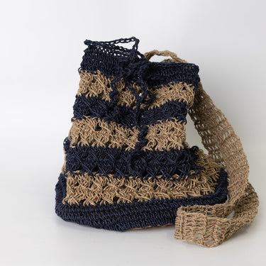 Navy and natural cross body beach sac