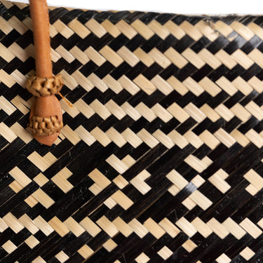 hand woven handbag w leather strap