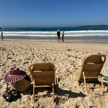 rattan folding beach chair w head rest