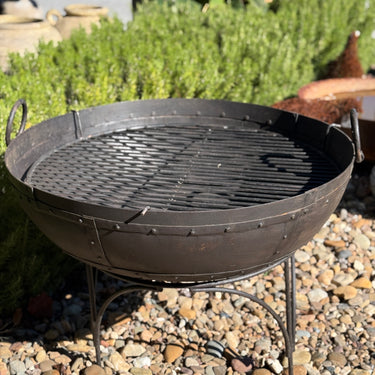Iron Fire PIt (Kadai) With Stand & Grate 800dia X 280d