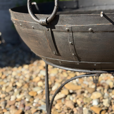 Iron Fire PIt (Kadai) With Stand & Grate 800dia X 280d