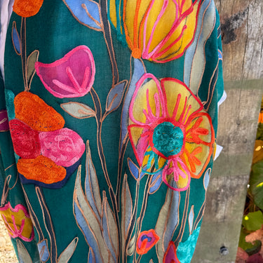 floral-patterned cashmere shawl 