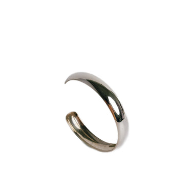 Simple st silver cuff