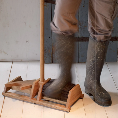 Oak Boot Jack w Footscraper