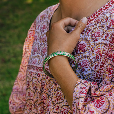St silver & pink & green enamel bangle