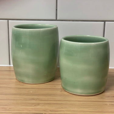 Porcelain brush holder