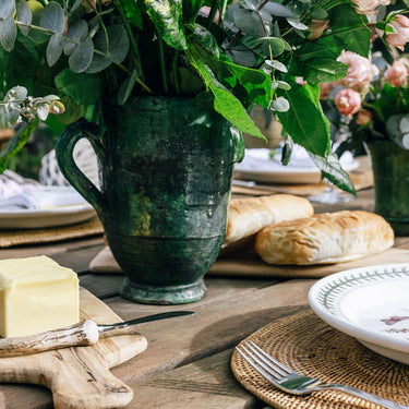 kitchen serving boards, bowls & utensils