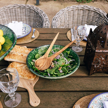 kitchen serving boards, bowls & utensils