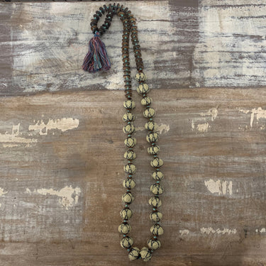 Recycled cotton necklace