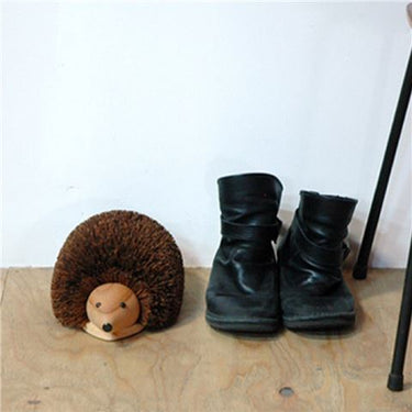 Hedgehog shoe cleaner