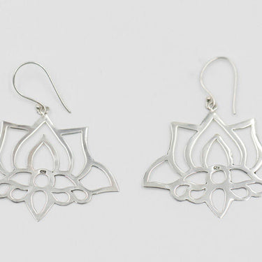 nodding lotus drops